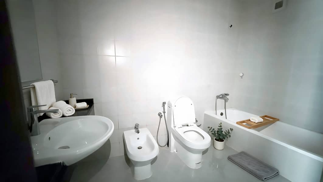 9 Toilet