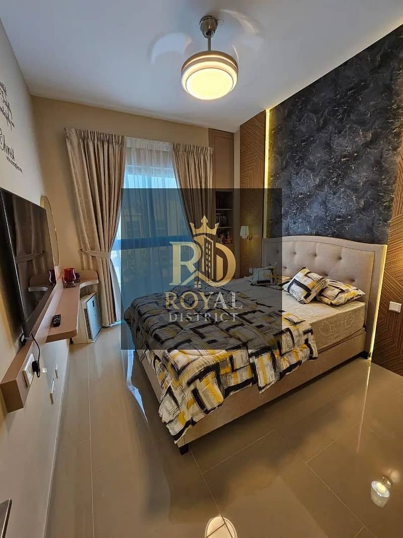 17 858440713-1066x800. webp