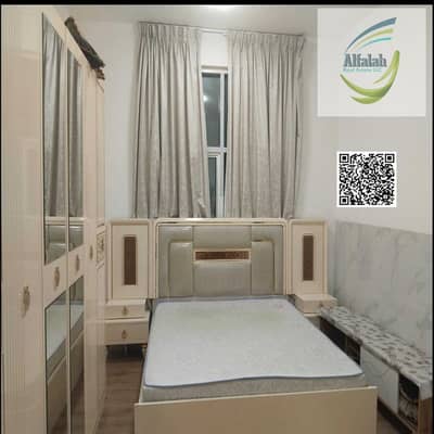 1 Slaapkamer Appartement te Huur in Al Nuaimiya, Ajman - Pink Professional Real Estate Sale Square - Made with PosterMyWall. png