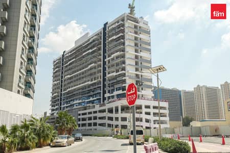 Studio de  à à vendre à Dubai Sports City, Dubai - Appartement à Dubai Sports City，Azizi Grand, 700000 AED - 16460368