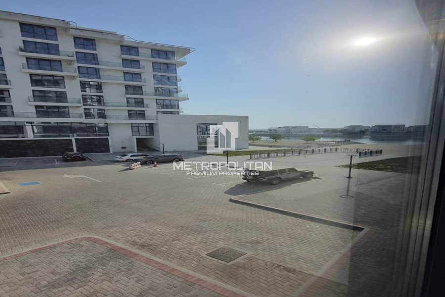Partial Sea View | Close to OP | Ready To Move Partial Sea View | Close to OP | Ready To Move