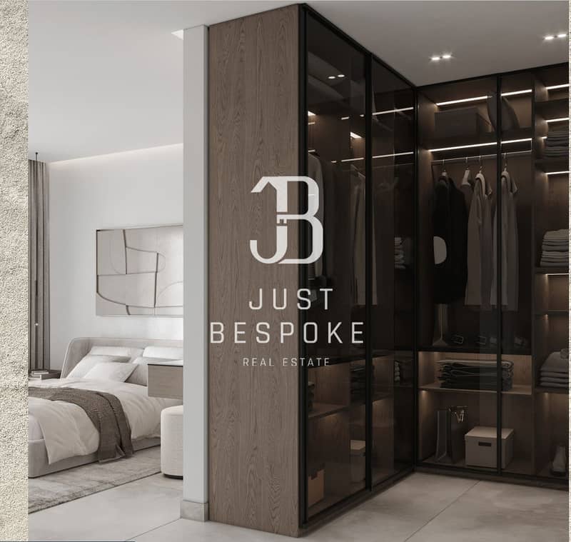 6 Aveline Bedroom Closet. png