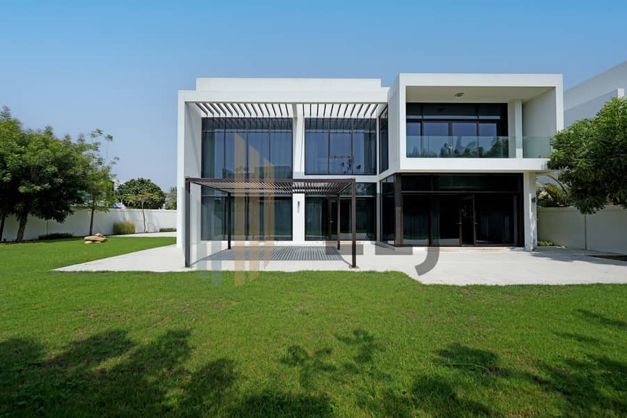 Beautiful 4BR Villa | Large Plot |Private Garden Beautiful 4BR Villa | Large Plot |Private Garden