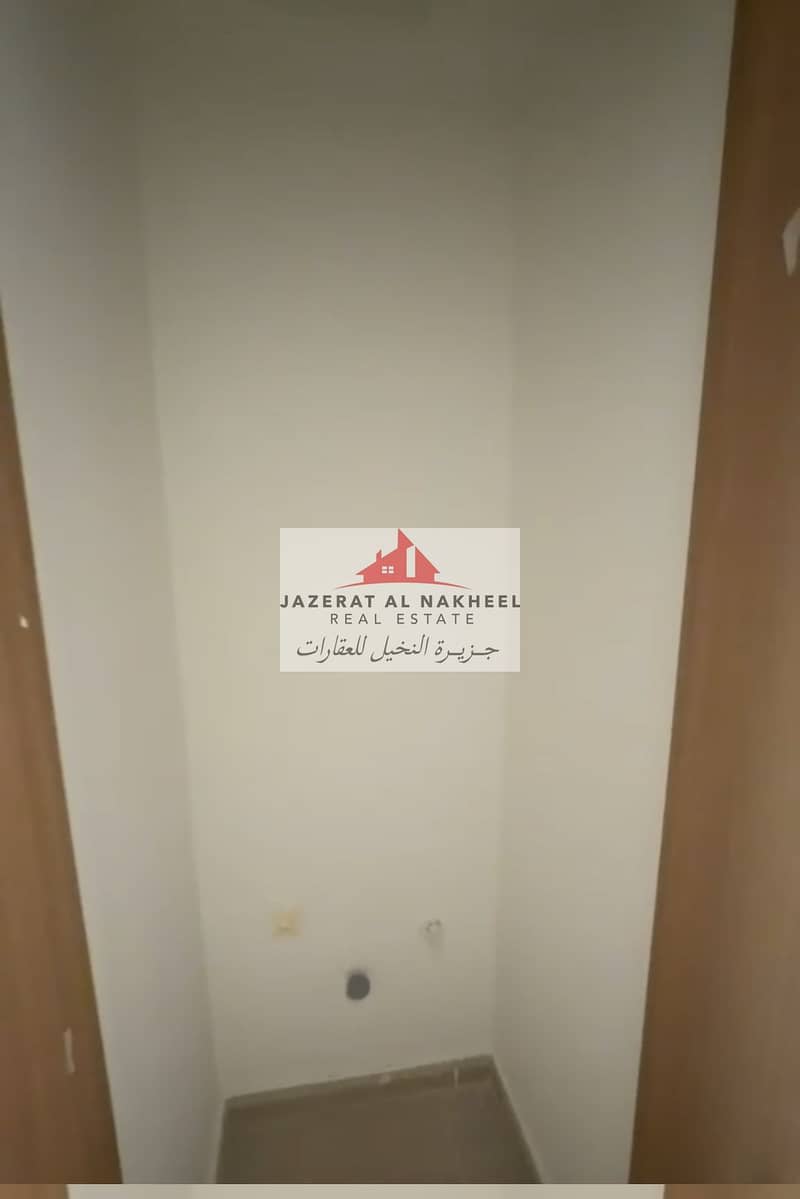 9 1000185333. png