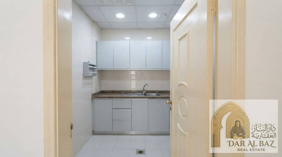 13 Enhancing_real_estate_listing_ph…_20260910022418. jpeg