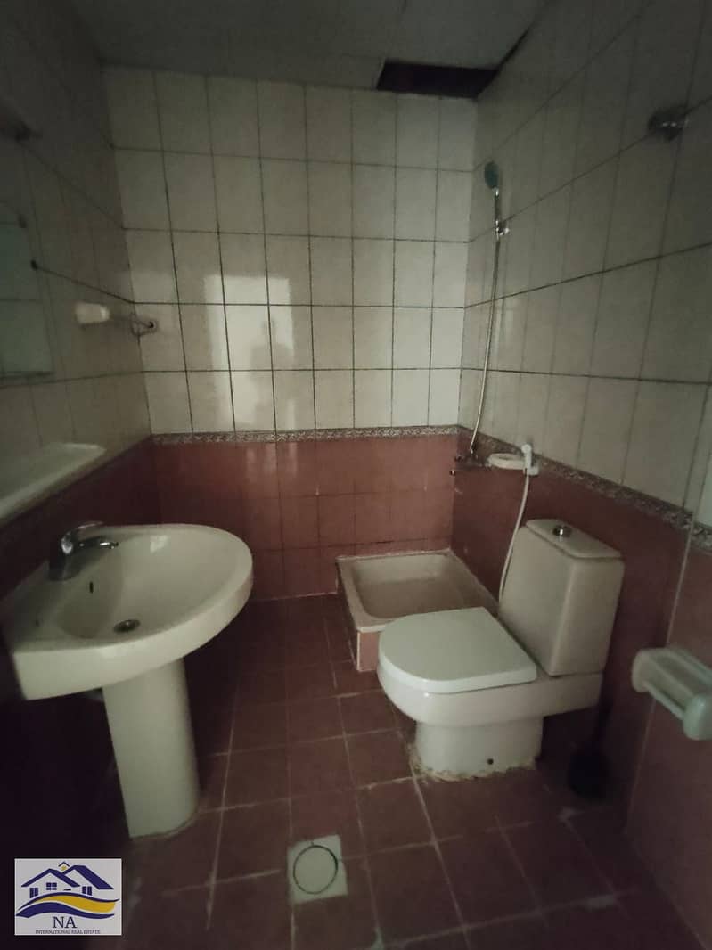 11 1000406038. jpg