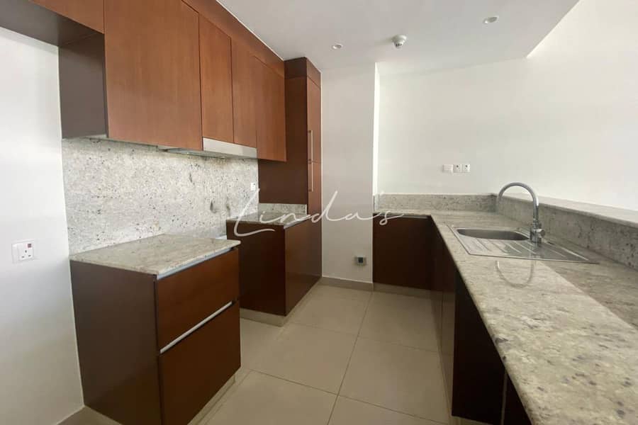 5 images image img