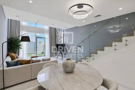 2 Bedroom Townhouse for Rent in Rukan, Dubai - Huge Townhouse | Great Community | Modern Layout