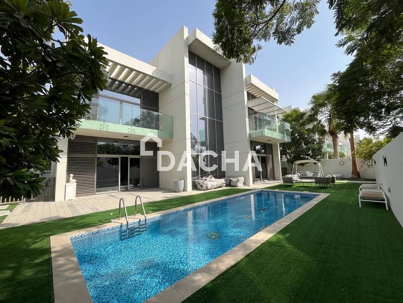 Contemporary | Vacant | Impeccable Condition Contemporary | Vacant | Impeccable Condition