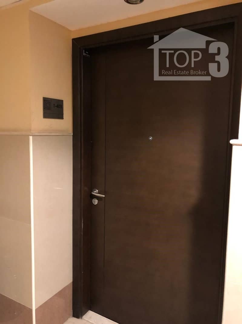 8 front. jpeg