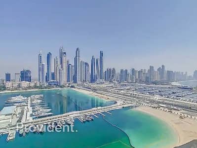 2 habitaciones Apartamento para en Venta en Dubai Harbour, Dubai - Apartamento en Dubai Harbour，Emaar Beachfront，Marina Vista，Marina Vista Tower 2, 2 dormitorios, 4545000 AED - 16465438