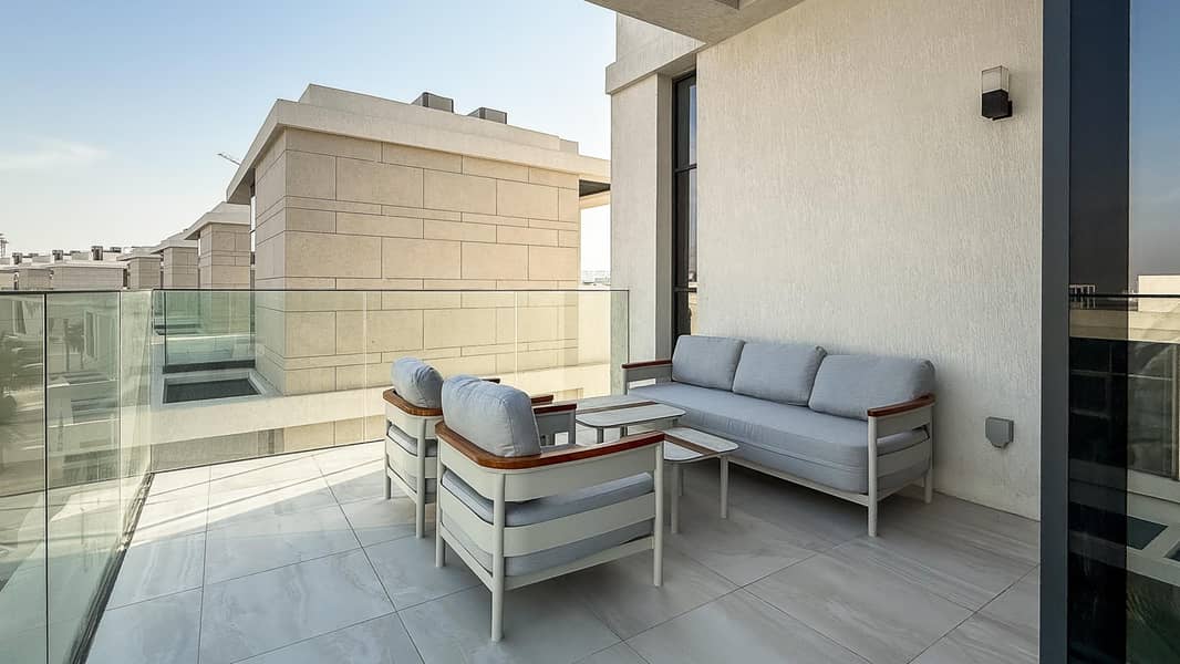 16 Balcony terrace-1. jpg