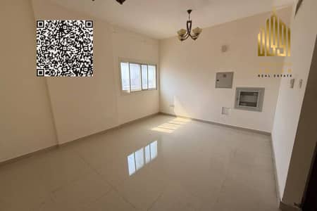 Studio for Rent in Al Jurf, Ajman - Big Studio for Families – Central AC