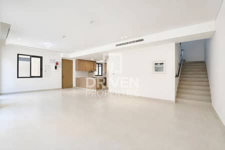 3 Bedroom Townhouse for Rent in Zayed City, Abu Dhabi - 3BR with Maid's| Corner | Single Row Townhouse