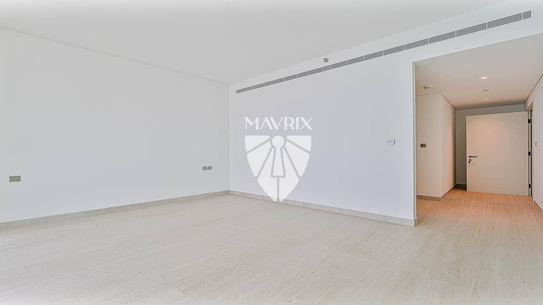 9 Image 9