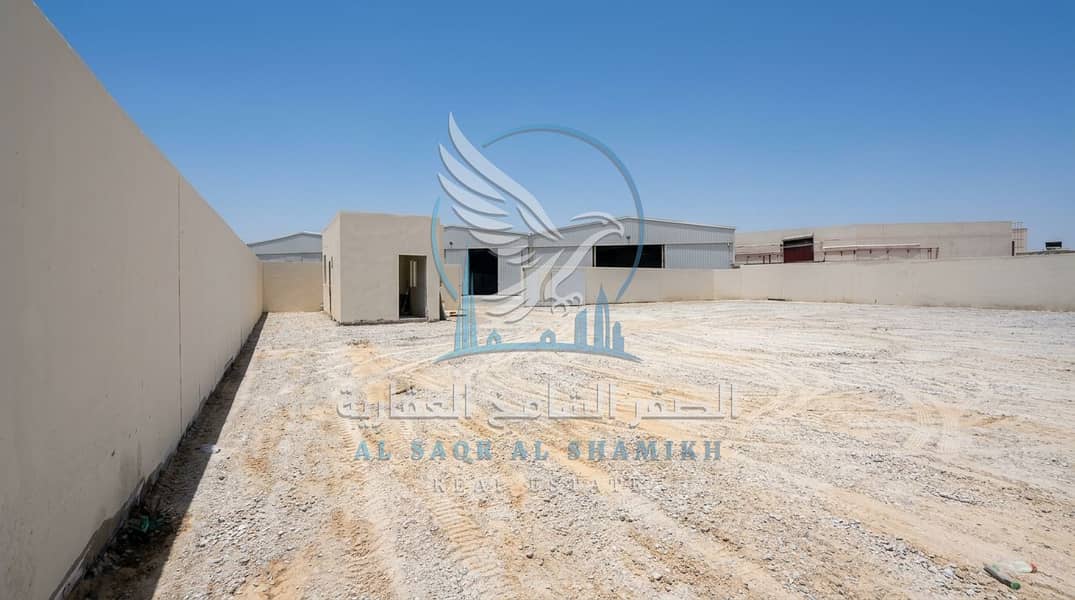 4 حوطة في الصناعية 18 بمساحة 20 الف قدم (6). jpeg