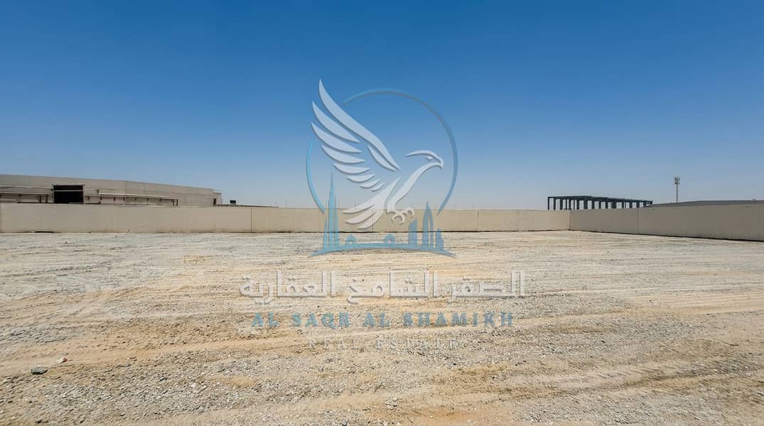 5 حوطة في الصناعية 18 بمساحة 20 الف قدم (8). jpeg