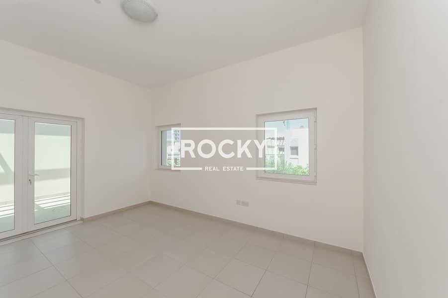 24 AlFurjan_Quortaj_Villa511-3BR (20 of 59). jpg