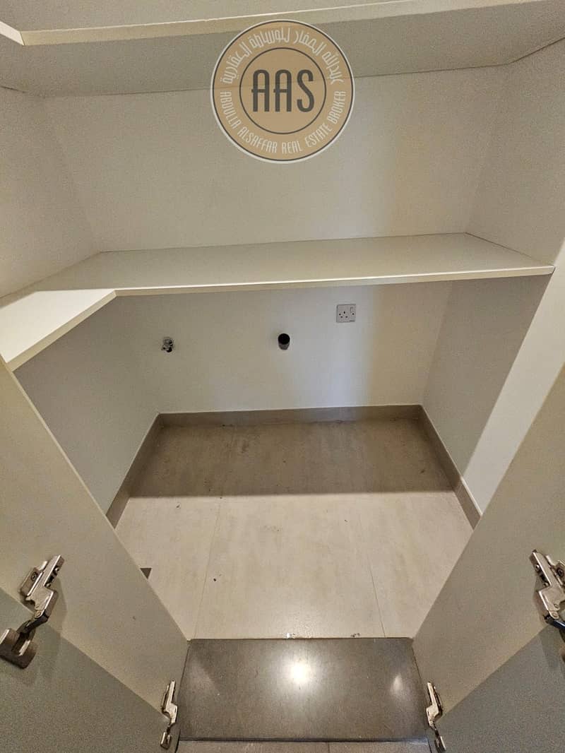 16 1000446847. jpg