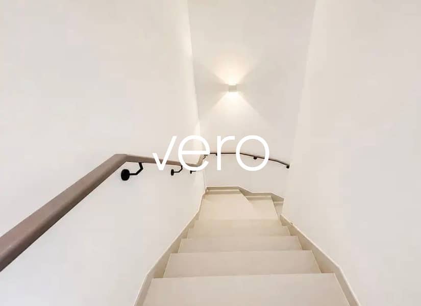 10 Photo 10