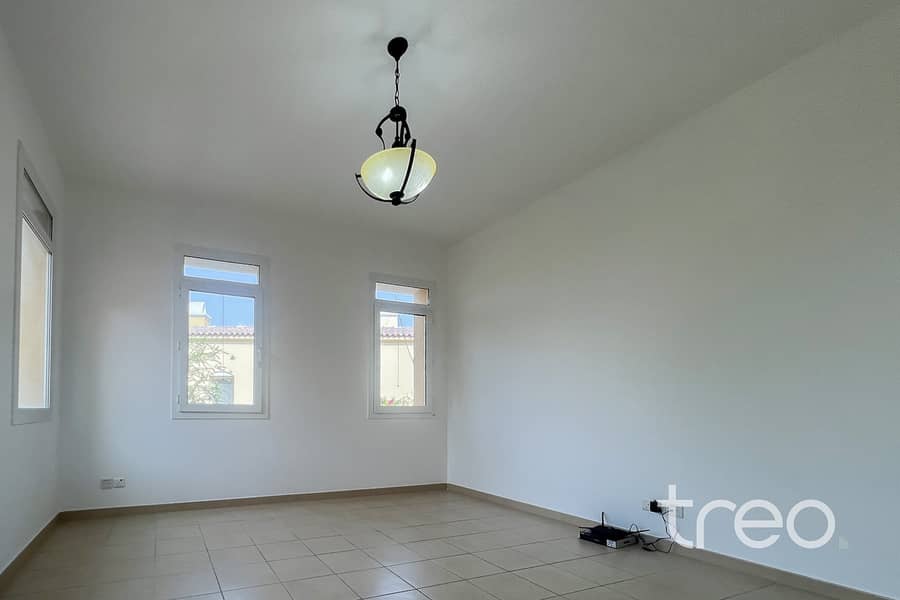 8 St 01, V 018, Palmera - 1 - 10. jpg