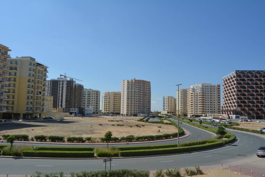 GOLDEN OPPORTUNITY FOR INVESTOR 2BK FOR SALE 490000 AED GOLDEN OPPORTUNITY FOR INVESTOR 2BK FOR SALE 490000 AED