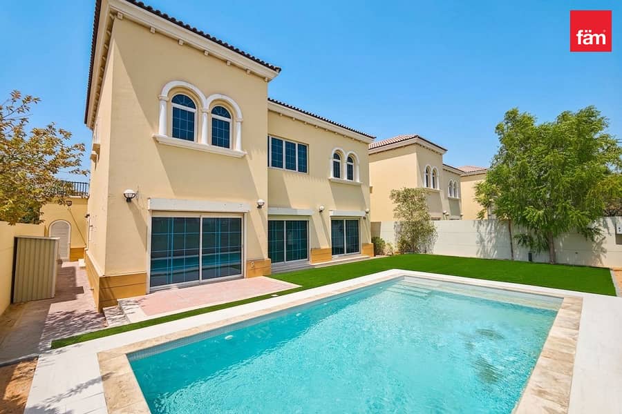 Villa a Jumeirah Park,District 8, 4 camere da letto, 340000 AED - 16467416 Villa a Jumeirah Park,District 8, 4 camere da letto, 340000 AED - 16467416