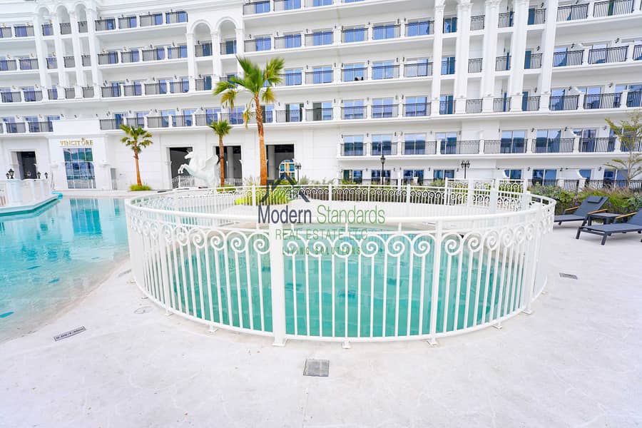 6 ETERNAL-JACUZZI. jpg