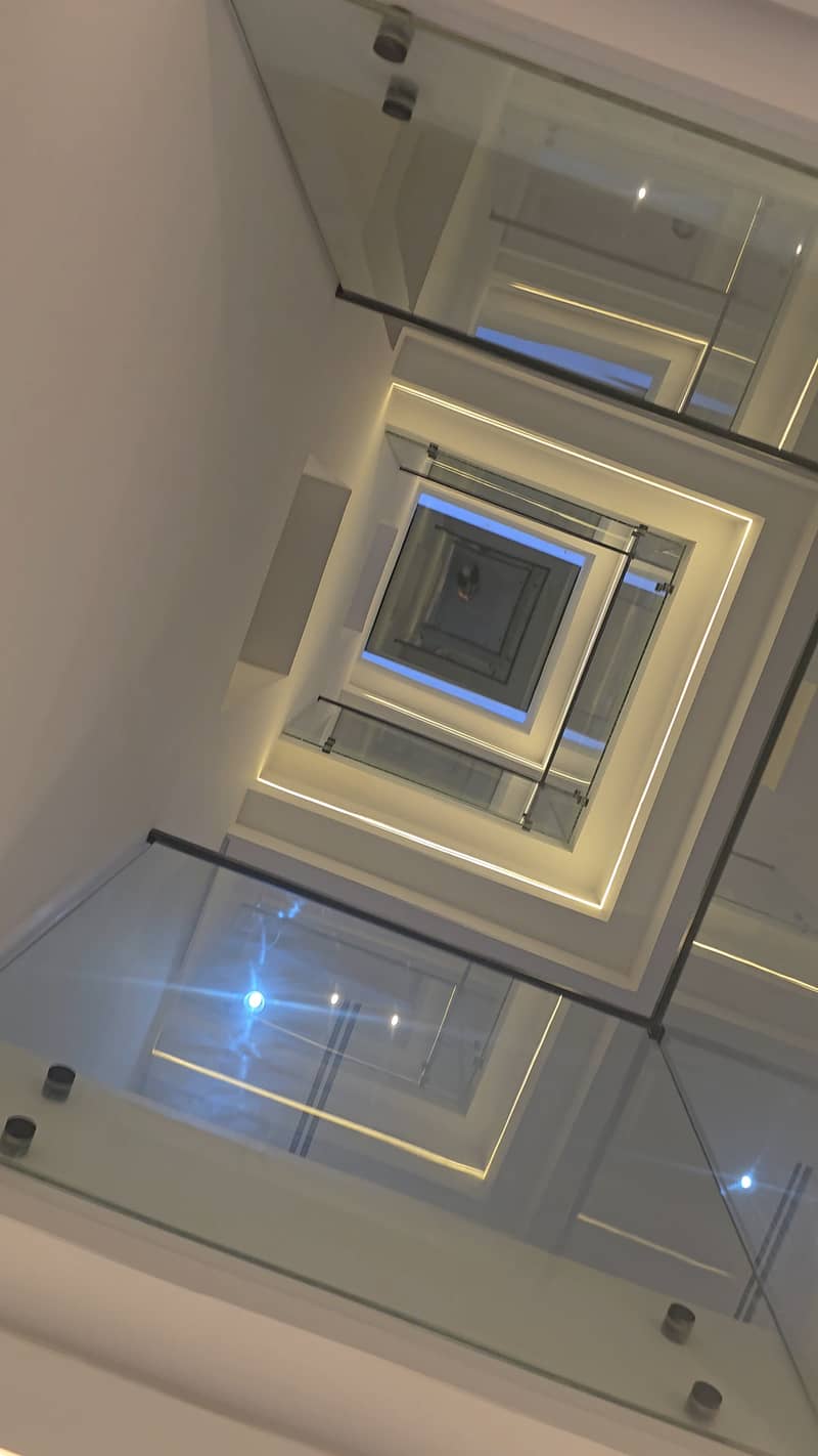 24 1000672524. jpg