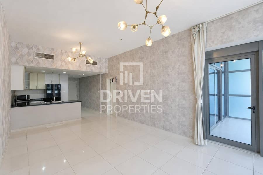 Ready to Move in | Well Maintained | 4 Cheques Ready to Move in | Well Maintained | 4 Cheques
