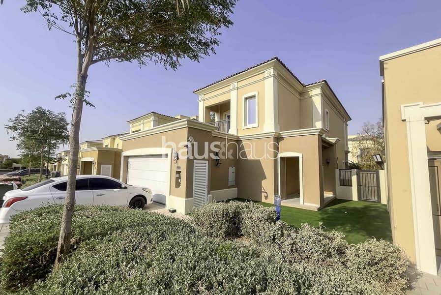 Stand Alone Villa | Private Garden | Motivated Stand Alone Villa | Private Garden | Motivated