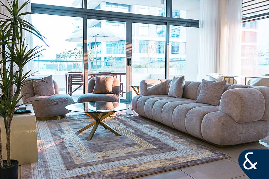 Vacant | Large Terrace | Fully Furnished Vacant | Large Terrace | Fully Furnished