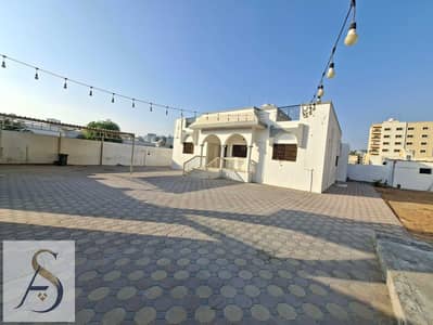 5 Schlafzimmer Villa zum zur Miete in Al Ghafia, Sharjah - 20260910_170138. jpg 5 Schlafzimmer Villa zum zur Miete in Al Ghafia, Sharjah - 20260910_170138. jpg