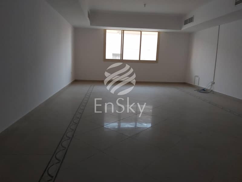 Ideal Location|Spacious Bedrooms| 4 Car Parking Area Ideal Location|Spacious Bedrooms| 4 Car Parking Area