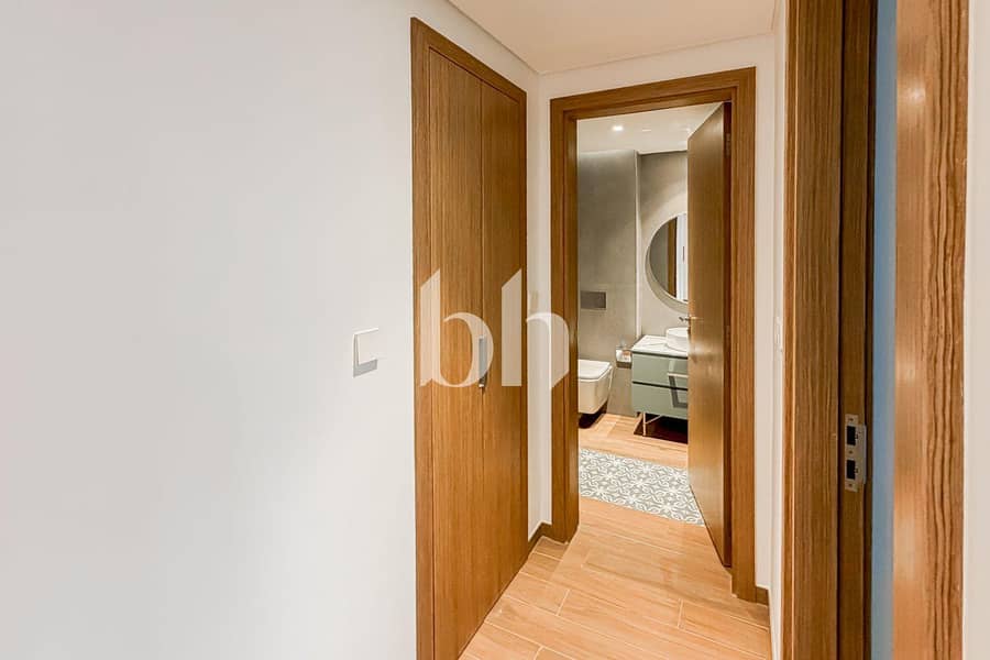 6 images image img