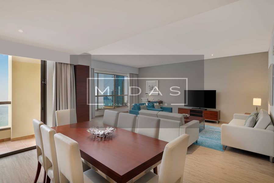 3 Two Bedroom Suite Sea View Living Room. jpg