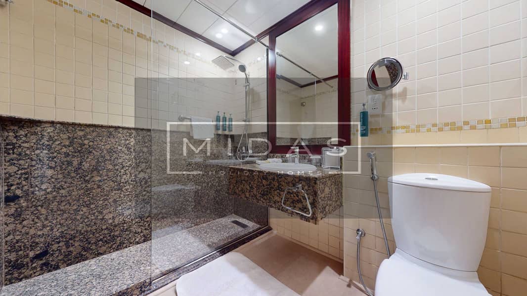 17 MIDAS-REAL-ESTATE-Hilton-The-Walk-2701-02262026_140146. jpg