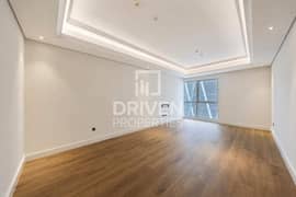 Huge with Maids Room | Close to Dubai Mall