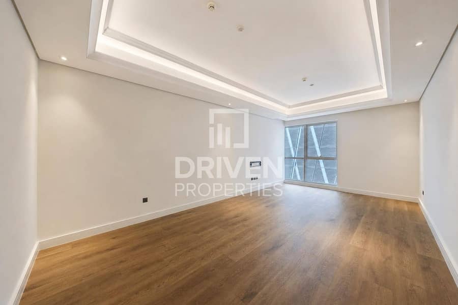 Huge with Maids Room | Close to Dubai Mall Huge with Maids Room | Close to Dubai Mall
