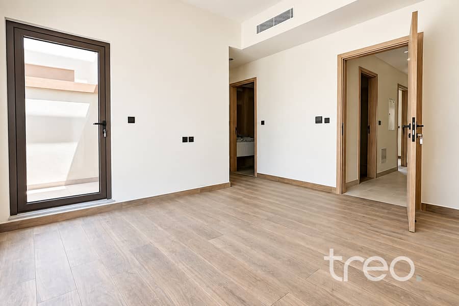 13 Bed 2a. jpg