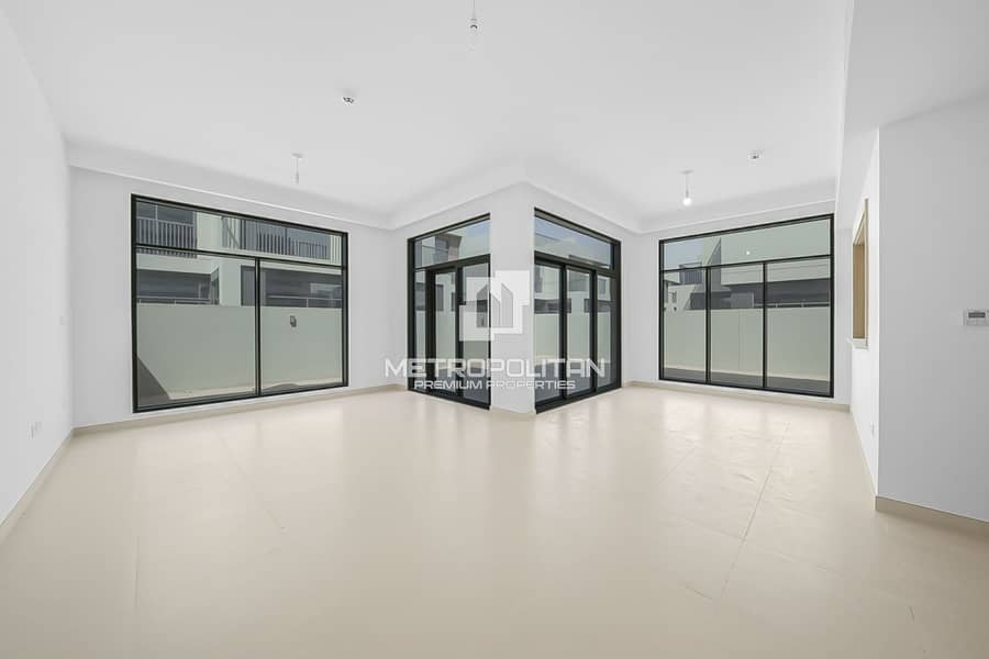Large Plot | Semi-detached | Community View Large Plot | Semi-detached | Community View