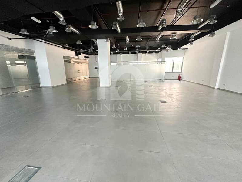 Shell & Core Shop | Prime Location | Spacious Shell & Core Shop | Prime Location | Spacious