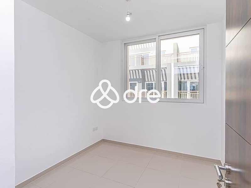 14 DRE07600. JPG