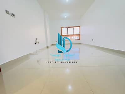 2 Schlafzimmer Wohnung zum Miete in Al Khalidiyah, Abu Dhabi - WhatsApp Image 2026-09-11 at 11.27. 21 AM (1). jpeg 2 Schlafzimmer Wohnung zum Miete in Al Khalidiyah, Abu Dhabi - WhatsApp Image 2026-09-11 at 11.27. 21 AM (1). jpeg