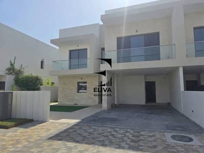 4 Bedroom Villa for Rent in Yas Island, Abu Dhabi - WhatsApp Image 2026-09-11 at 11.18. 24 AM (1). jpeg 4 Bedroom Villa for Rent in Yas Island, Abu Dhabi - WhatsApp Image 2026-09-11 at 11.18. 24 AM (1). jpeg