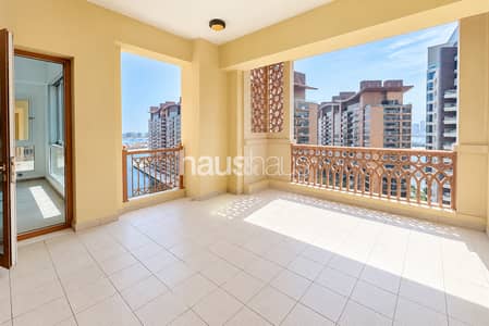 2 Bedroom Flat for Rent in Palm Jumeirah, Dubai - Sea Views | C Type (Maids) | High floor
