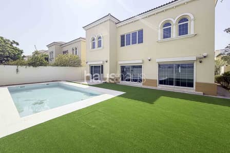 Villa de 4 chambres à à louer à Jumeirah Park, Dubai - Villa à Jumeirah Park，District 8, 4 chambres, 340000 AED - 16473023