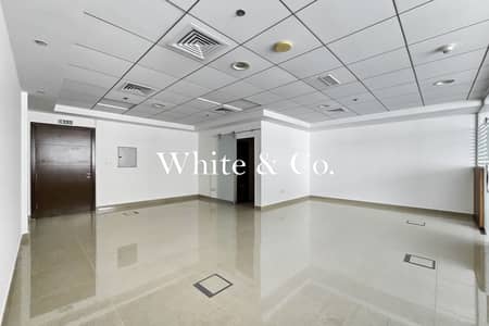 Office for Rent in Business Bay, Dubai - Grade A Bright Office |Canal View |Vacant