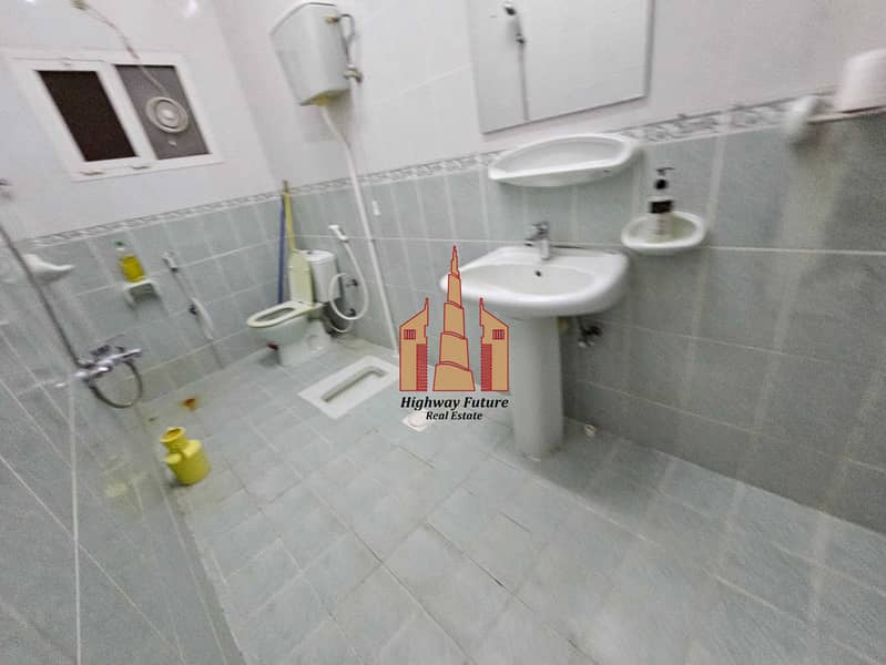 4 145133. jpg