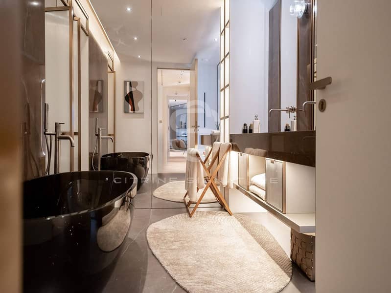6 Master-Bathroom. jpg